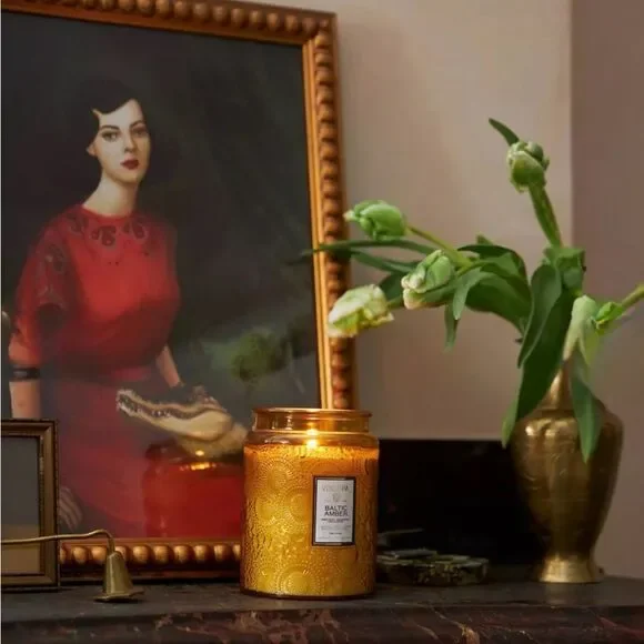 Anthropologie NIB Voluspa Japonica Baltic Amber Glass Jar Candle​ 16 Ounces - Picture 6 of 8